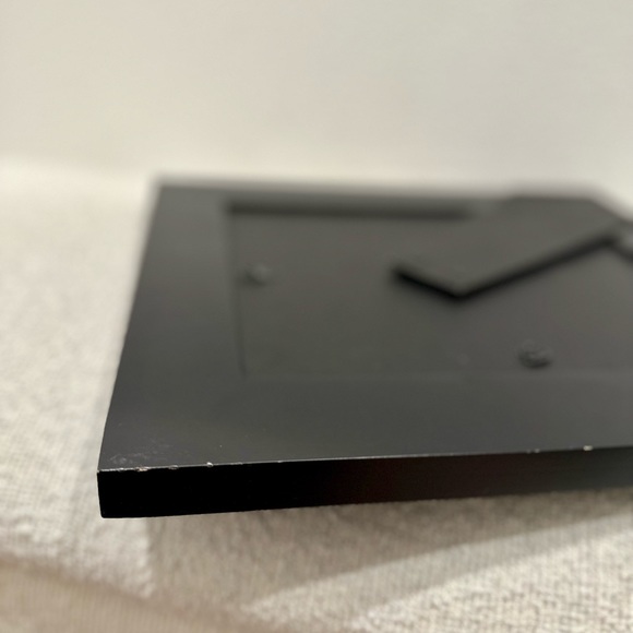 TRESHOLD Picture Frame - Picture 3 of 7